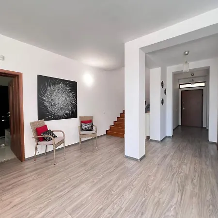 Villa Vila Atzarro