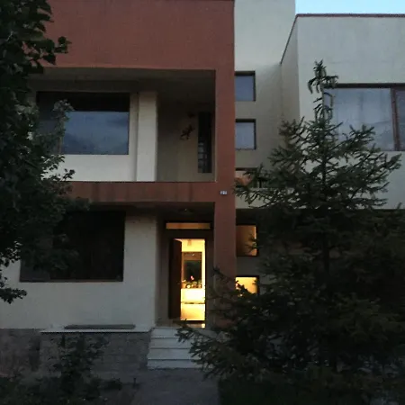 Vila Atzarro