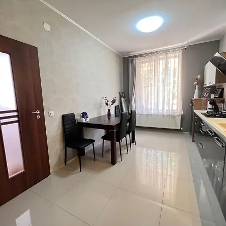 Vila Atzarro Vilă Năvodari