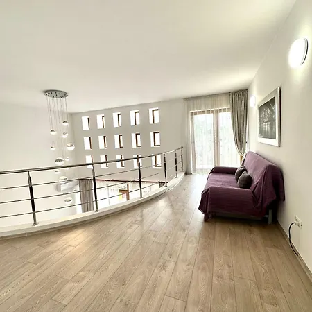 Vila Atzarro * Năvodari