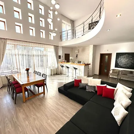 Vila Atzarro Vilă